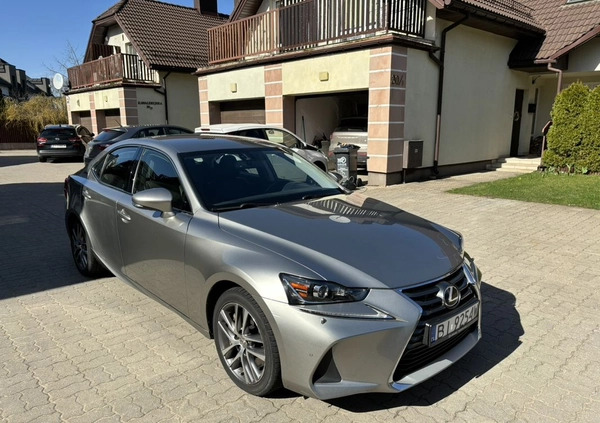 Lexus IS cena 87000 przebieg: 119413, rok produkcji 2017 z Białystok małe 631